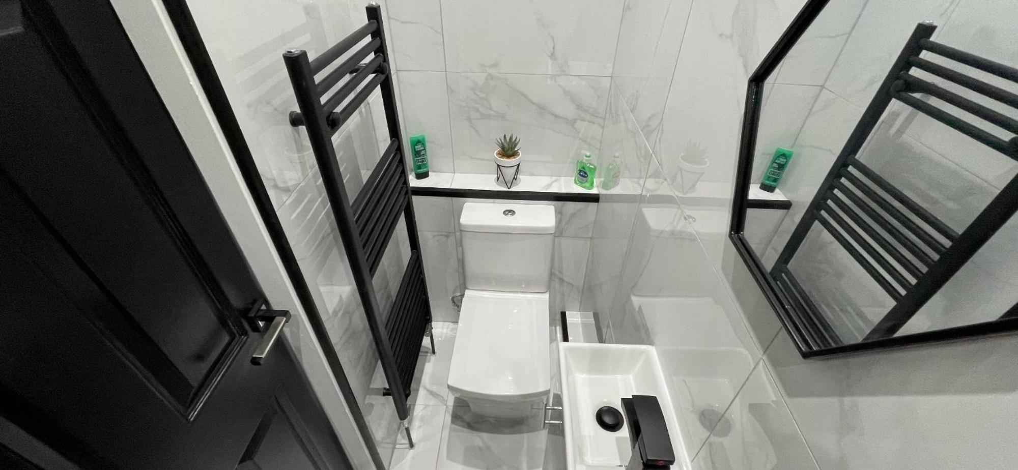 4 Bed 4 Bath House With Free Parking, 5 Mins To Lfc And 15 Mins To City Centre Liverpool Exteriér fotografie
